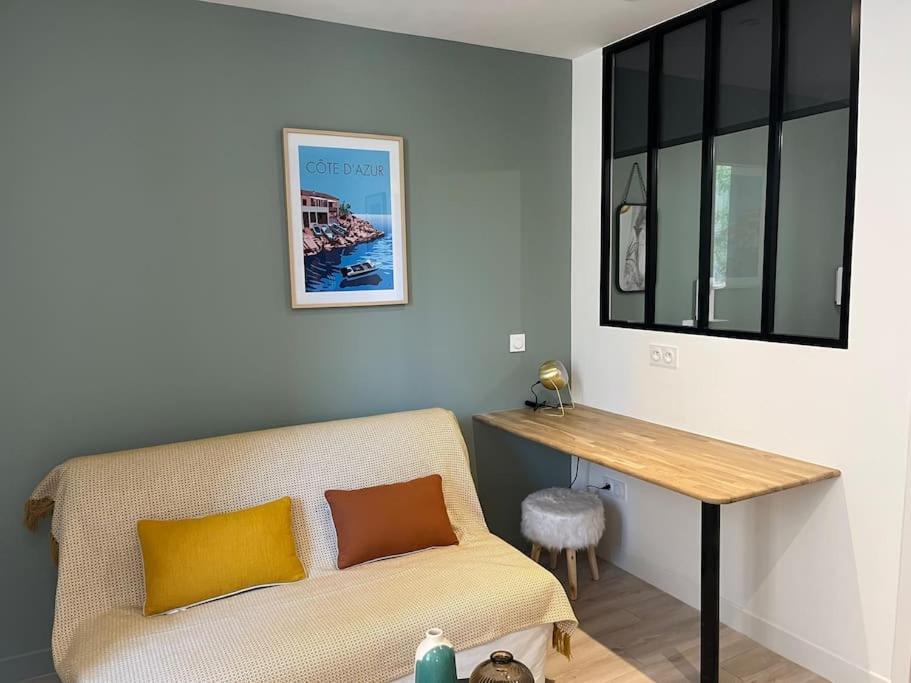 Cocon Ecusson Montpellier Apartment Exterior foto