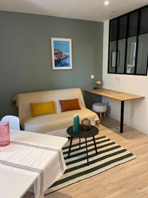 Cocon Ecusson Montpellier Apartment Exterior foto